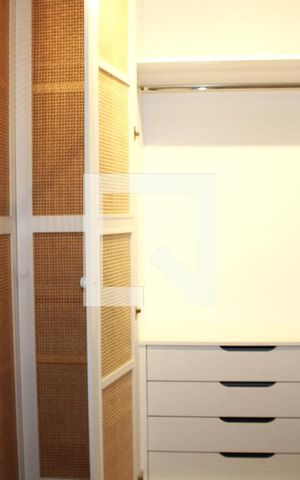 Apartamento para alugar com 49m², 1 quarto e 1 vagaArmário do quarto
