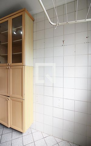 Apartamento para alugar com 130m², 3 quartos e 1 vagaÁrea de Serviço