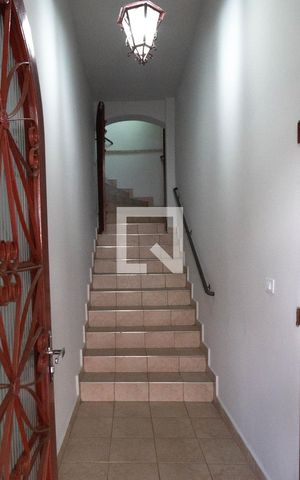 Casa à venda com 215m², 3 quartos e 1 vaga Casa à venda com 215m², 3 quartos e 1 vagaEntrada Casa