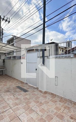 Casa para alugar com 35m², 1 quarto e sem vagaQuintal