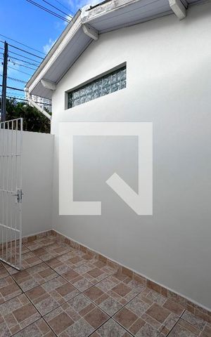 Casa para alugar com 35m², 1 quarto e sem vagaQuintal