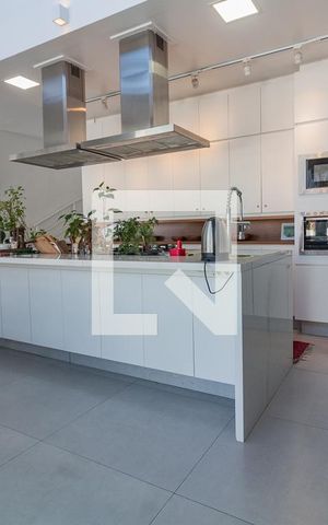 Studio para alugar com 25m², 1 quarto e 1 vaga Studio para alugar com 25m², 1 quarto e 1 vagaÁrea comum