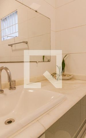 Studio para alugar com 25m², 1 quarto e 1 vaga Studio para alugar com 25m², 1 quarto e 1 vagaBanheiro