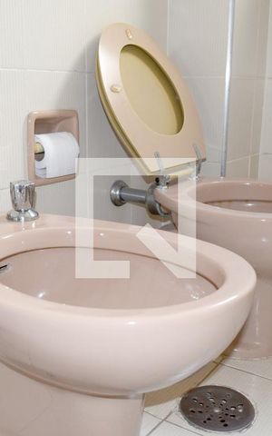 Apartamento à venda com 392m², 3 quartos e 3 vagasBanheiro Social