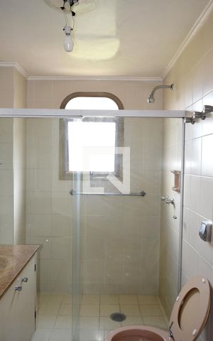Apartamento à venda com 392m², 3 quartos e 3 vagasBanheiro da Suíte - detalhe box