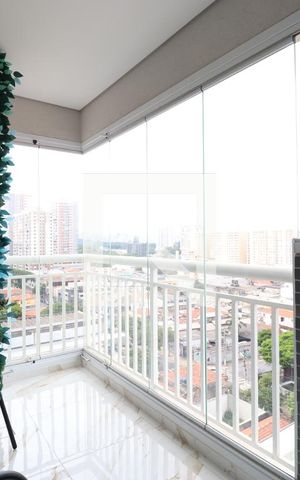 Apartamento à venda com 62m², 2 quartos e 1 vagaVaranda