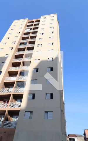 Apartamento para alugar com 46m², 2 quartos e 1 vagaFachada