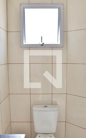 Casa para alugar com 120m², 2 quartos e 2 vagasBanheiro