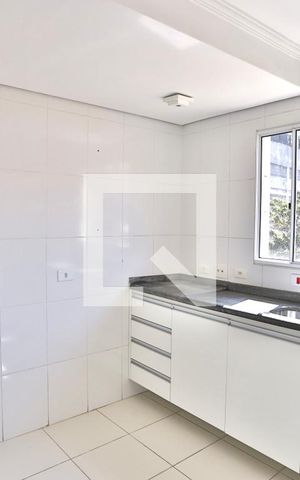 Casa para alugar com 120m², 2 quartos e 2 vagasCozinha