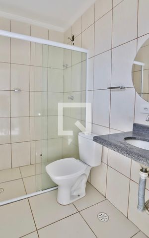 Casa para alugar com 120m², 2 quartos e 2 vagasBanheiro do Quarto 1
