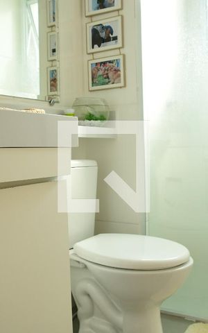Apartamento para alugar com 72m², 2 quartos e 1 vagaBanheiro