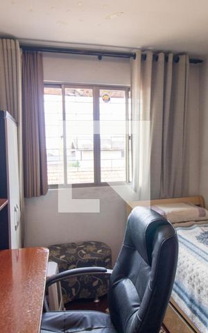 Casa de condomínio para alugar com 130m², 3 quartos e 3 vagasQuarto 1