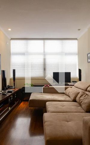 Apartamento à venda com 110m², 3 quartos e 1 vaga Apartamento à venda com 110m², 3 quartos e 1 vagaSala