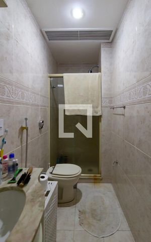 Apartamento à venda com 110m², 3 quartos e 1 vaga Apartamento à venda com 110m², 3 quartos e 1 vagaDetalhe do banheiro social