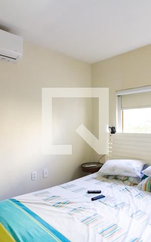 Apartamento à venda com 110m², 3 quartos e 1 vaga Apartamento à venda com 110m², 3 quartos e 1 vagaDetalhe da suíte