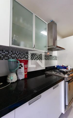 Apartamento à venda com 110m², 3 quartos e 1 vaga Apartamento à venda com 110m², 3 quartos e 1 vagaDetalhe da cozinha
