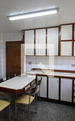 Apartamento para alugar com 160m², 4 quartos e 3 vagasCozinha