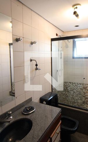 Apartamento para alugar com 160m², 4 quartos e 3 vagasQuarto 3 - Banheiro