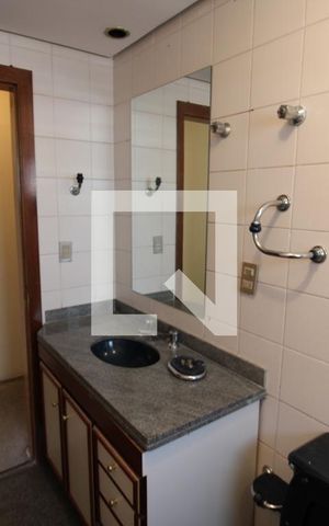 Apartamento para alugar com 160m², 4 quartos e 3 vagasQuarto 3 - Banheiro