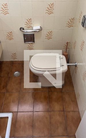 Casa à venda com 184m², 4 quartos e 3 vagasBanheiro