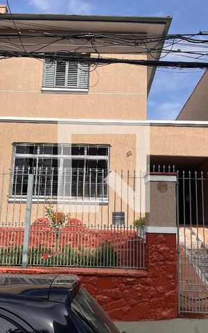 Casa à venda com 184m², 4 quartos e 3 vagasFachada 