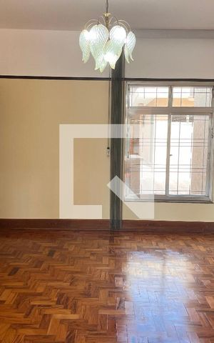 Casa à venda com 184m², 4 quartos e 3 vagasSala