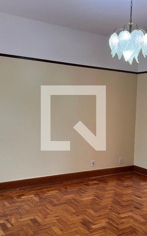 Casa à venda com 184m², 4 quartos e 3 vagasSala