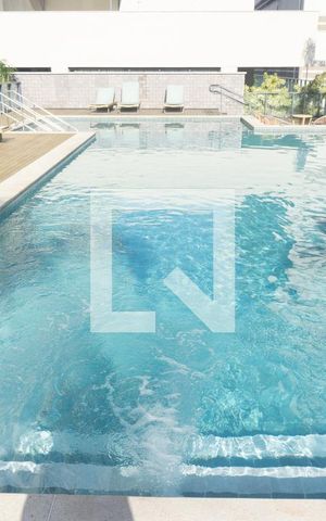 Studio à venda com 24m², 1 quarto e sem vagaÁrea comum - Piscina