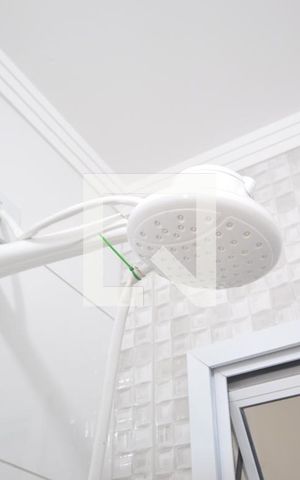 Casa de condomínio à venda com 45m², 2 quartos e 2 vagasBanheiro 2