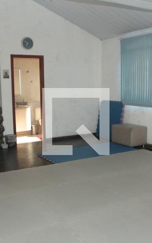 Casa à venda com 290m², 3 quartos e 2 vagasSala 2