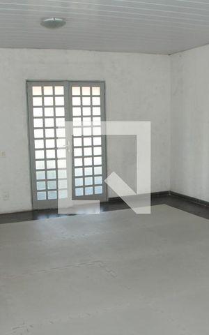 Casa à venda com 290m², 3 quartos e 2 vagasSala 2