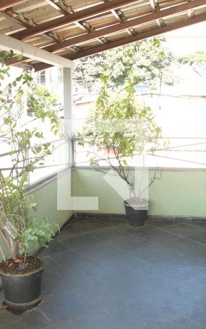 Casa à venda com 290m², 3 quartos e 2 vagasVaranda