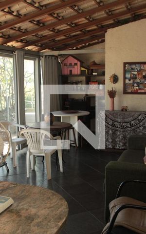 Casa à venda com 290m², 3 quartos e 2 vagasCobertura