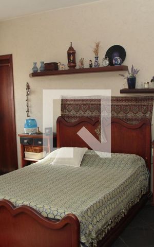Casa à venda com 290m², 3 quartos e 2 vagasSuíte 2