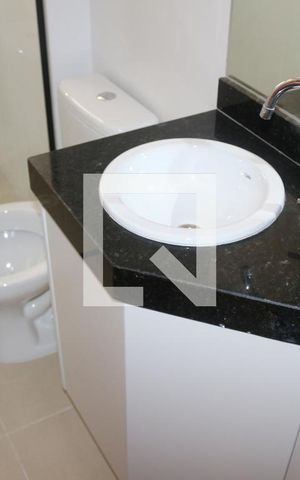 Apartamento para alugar com 102m², 2 quartos e 2 vagasBanheiro da Suíte 1