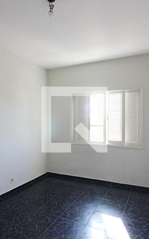 Casa para alugar com 100m², 2 quartos e 2 vagasQuarto 2