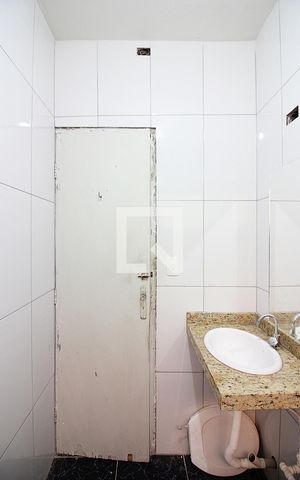 Casa para alugar com 100m², 2 quartos e 2 vagasBanheiro Social 2