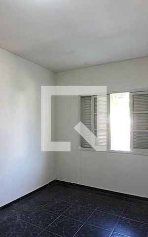 Casa para alugar com 100m², 2 quartos e 2 vagasQuarto 1