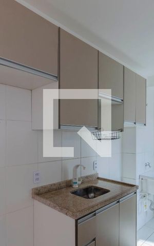 Apartamento à venda com 37m², 2 quartos e sem vaga Apartamento à venda com 37m², 2 quartos e sem vagaCozinha e Área de Serviço