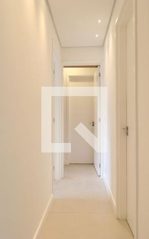 Apartamento à venda com 85m², 2 quartos e 2 vagasCorredor
