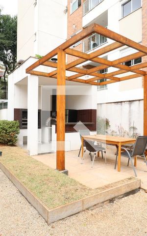 Apartamento à venda com 85m², 2 quartos e 2 vagasÁrea comum - Churrasqueira