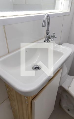 Casa de condomínio à venda com 70m², 2 quartos e sem vagaLavabo