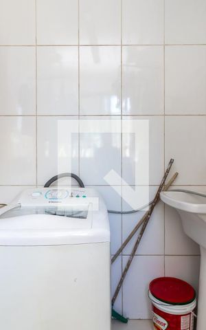 Casa de condomínio à venda com 70m², 2 quartos e sem vagaÁrea de Serviço
