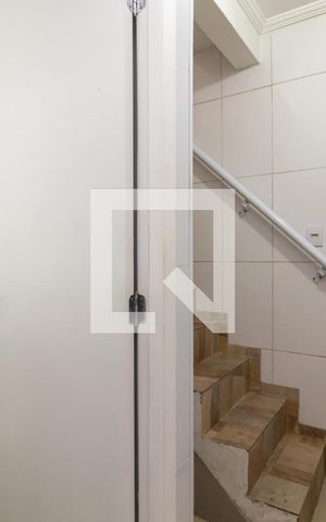 Casa de condomínio à venda com 70m², 2 quartos e sem vagaCorredor