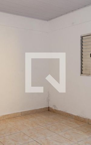 Casa para alugar com 150m², 2 quartos e sem vaga Casa para alugar com 150m², 2 quartos e sem vagaQuarto