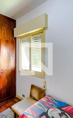 Casa à venda com 227m², 4 quartos e 2 vagasQuarto 2
