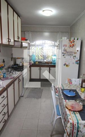 Casa para alugar com 150m², 3 quartos e 3 vagasCozinha