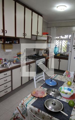 Casa para alugar com 150m², 3 quartos e 3 vagasCozinha