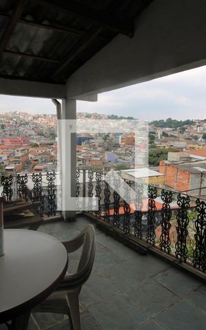 Casa para alugar com 150m², 3 quartos e 3 vagasQuarto 1 - Varanda