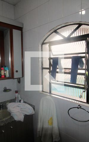 Casa para alugar com 150m², 3 quartos e 3 vagasBanheiro 3